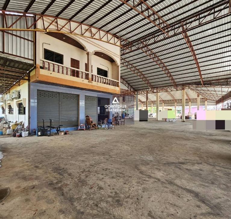 *ขายโฮมออฟฟิศ,อาคาร,ที่ดินพร้อมสิ่งปลูกสร้าง 2 แห่ง ใกล้ตัวเมืองร้อยเอ็ด