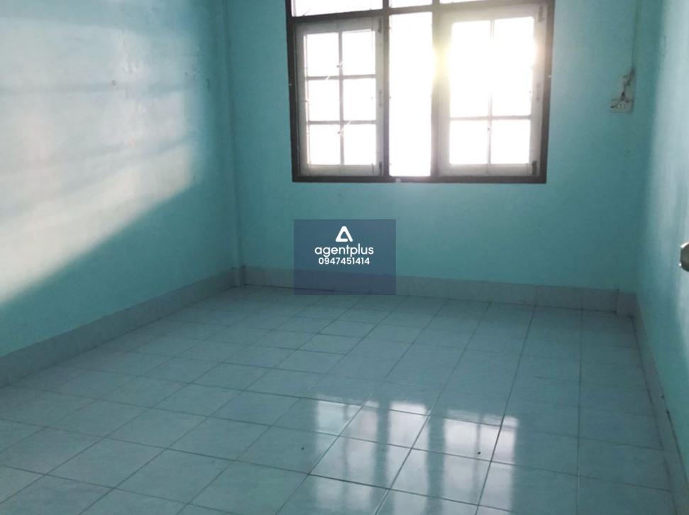 ทาวน์เฮ้าส์ชั้นเดียว ทำเลในแหล่งชุมชน สาธารณูปโภคครบ การเดินทางสะดวกเข้า-ออกได้หลายเส้นทาง โครงการสมอทอง