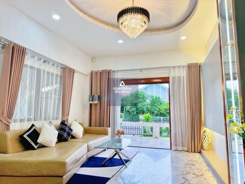 ขาย บ้านเดี่ยวเพิ่งรีโนเวทใหม่ 2 ห้องนอน 2 ห้องน้ำ เนินพลับหวาน พัทยา 