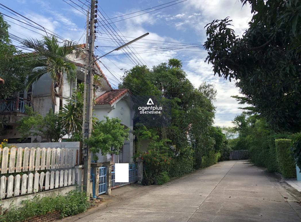 บ้านเดี่ยว 2 ชั้น ทำเลดีตั้งอยู่ใกล้ถนนเทพรัจนา แคลิฟอร์เนีย แกรนด์เดอวิว