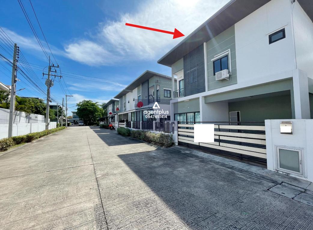 บ้านแฝด 2 ชั้น ติดถนนมิตรสัมพันธ์ เดอะ วิช แอท ข้าวหลาม ในแหล่งชุมชน สาธารณูปโภคพร้อม การเดินทางเข้า-ออกสะดวก