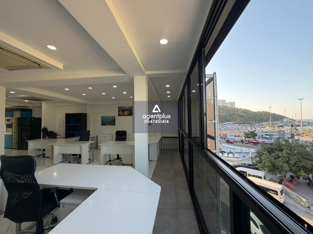 ขาย อาคารพาณิชย์ 4 ชั้น ใจกลางย่านธุรกิจ ใกล้ท่าเรือบาลีฮาย พัทยา พร้อมทำธุรกิจต่อ