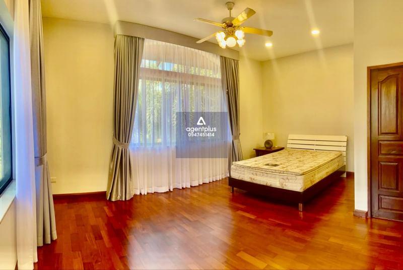 ขาย pool villa + สระว่ายน้ำส่วนตัว