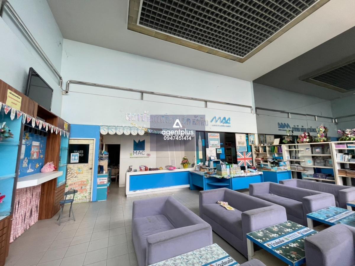  ให้เช่าอาคารพาณิชย์ 3 คูหา 4 ชั้น ทำเลตลาดสัตหีบ