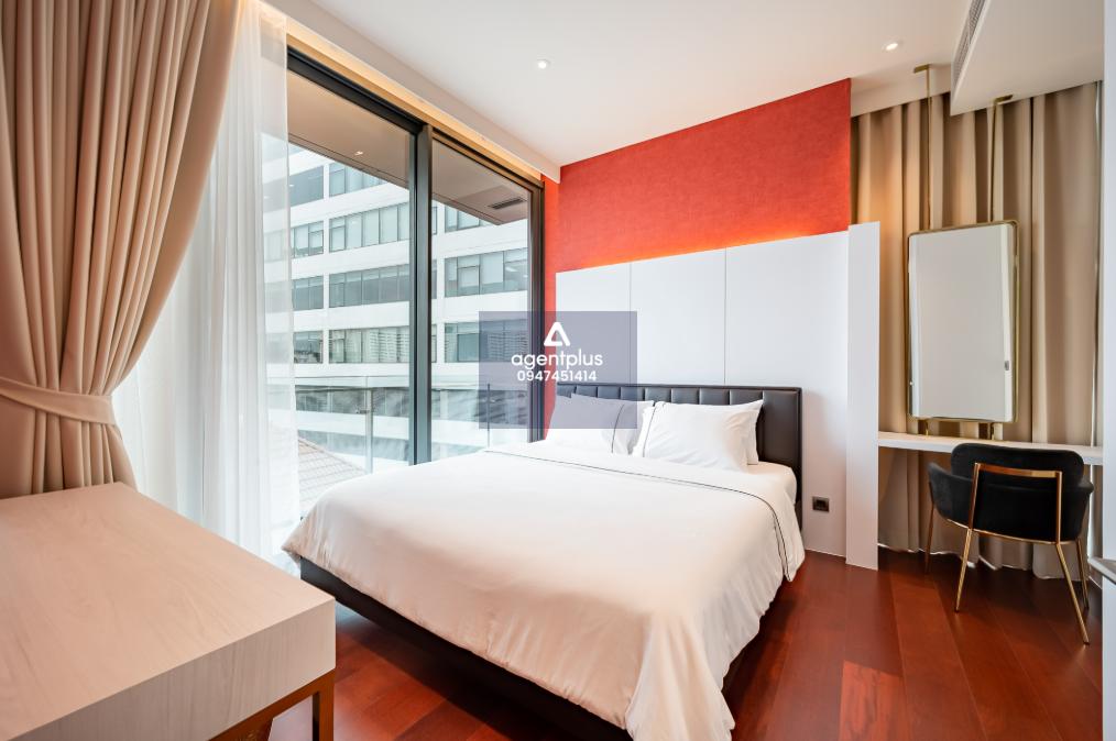 คุณ บาย ยู สะท้อนตัวตนที่แตกต่างของคุณ