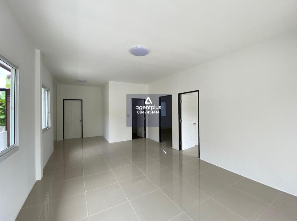 โครงการสานฝัน บ้านแฝดชั้นเดียว ปรับปรุงใหม่ ถนนสุชาดา 1 ห่างจากถนนสุขุมวิท (ทล.3) ประมาณ 2.6 กม.