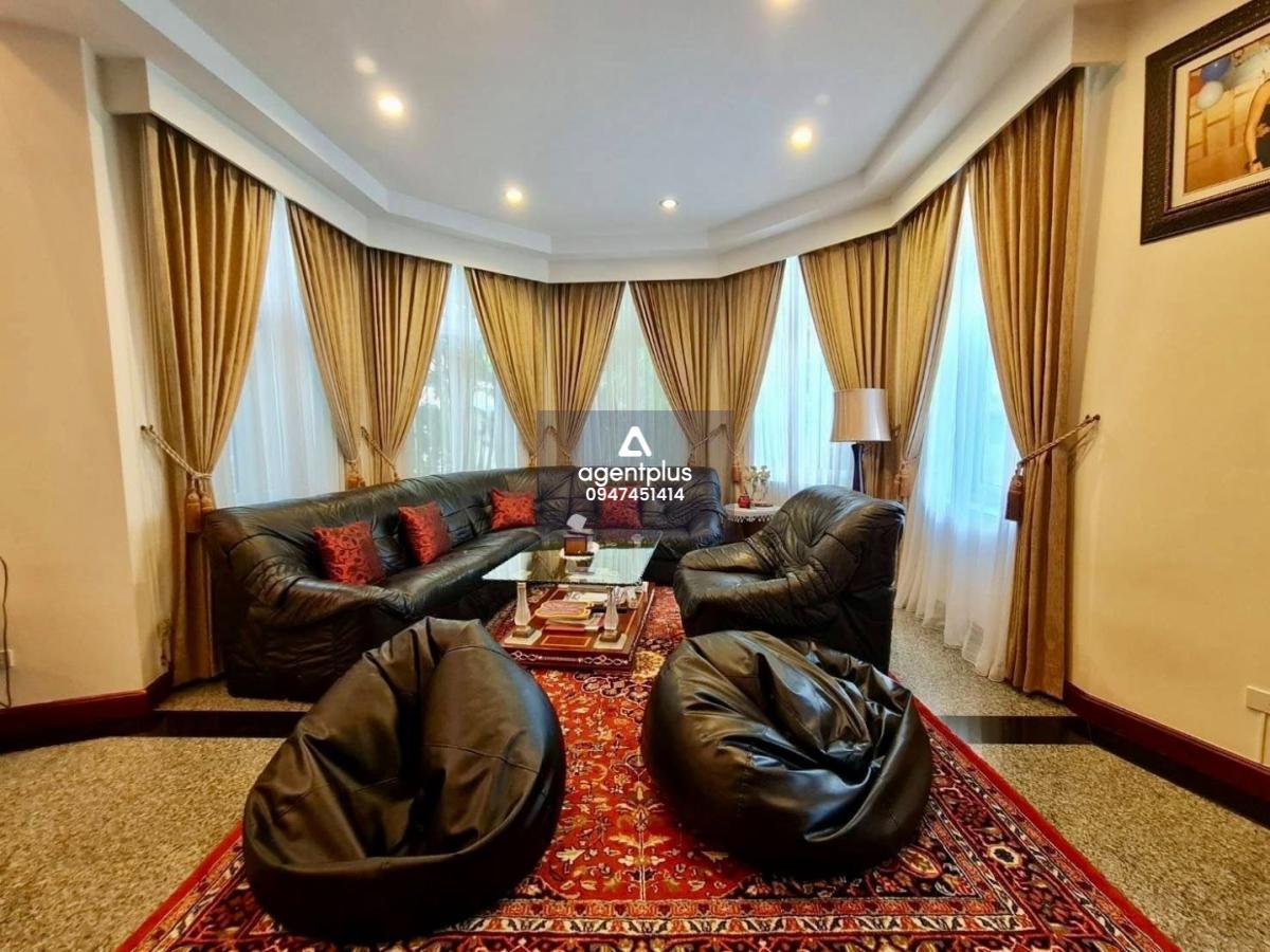 ขายพูลวิลล่าหรู บนเขาพระตำหนัก เหมาะอยู่อาศัยและลงทุน