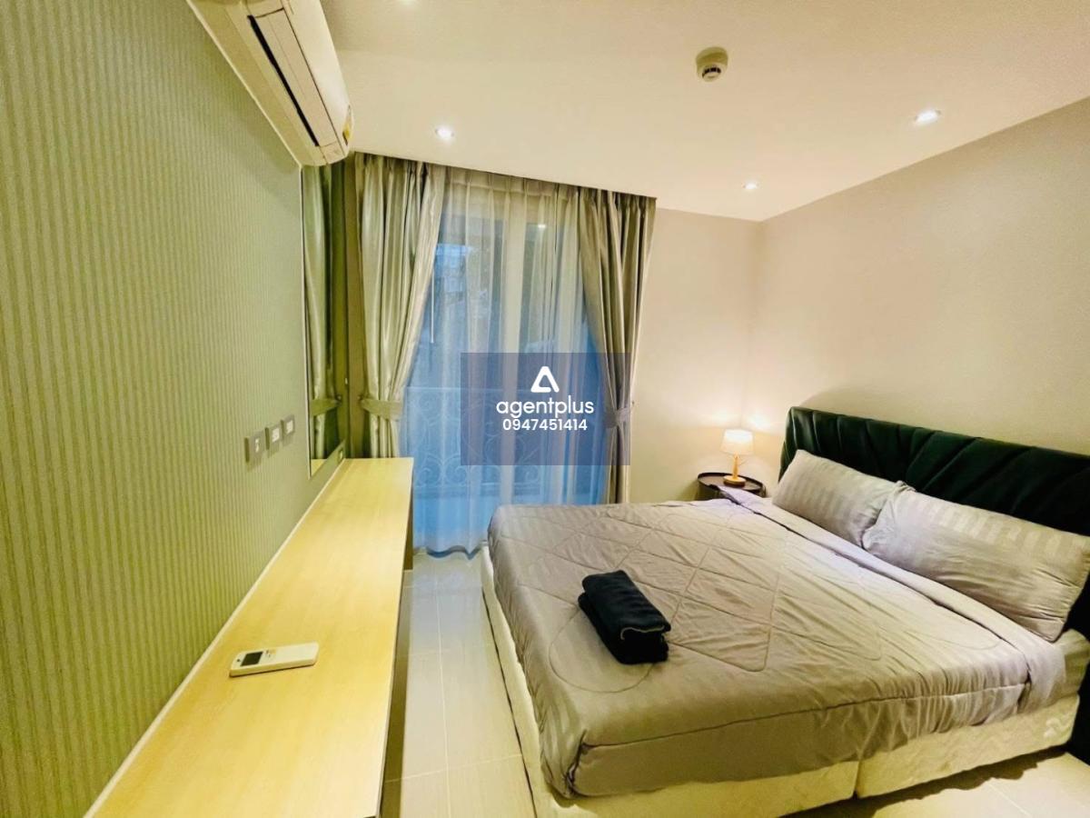 ให้เช่าคอนโด2ห้องนอน Grand Caribien พระตำหนัก วิวสระ เฟอร์ครบ