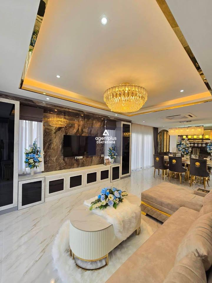 ขายบ้านเดี่ยวพูลวิวล่า ในโครงการเซ็นทรัลปาร์ค 2 ติดแมคโดนัลด์ ธ.กสิกร ติดสุขุมวิทพัทยากลางฝั่งทะเล