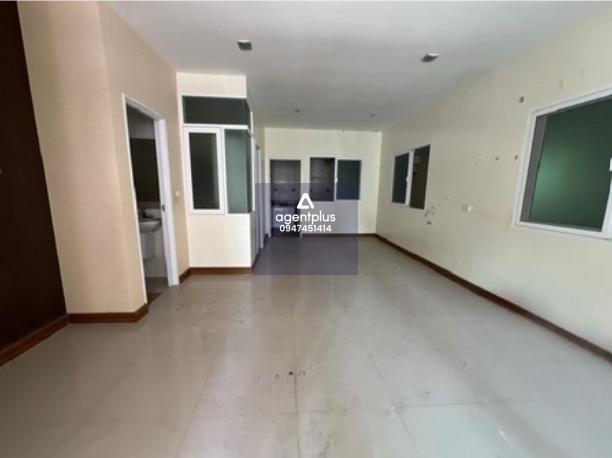 ขาย ทาวน์เฮ้าส์ โครงการ โกลเด้นทาวน์ วัชรพล-สุขาภิบาล 5