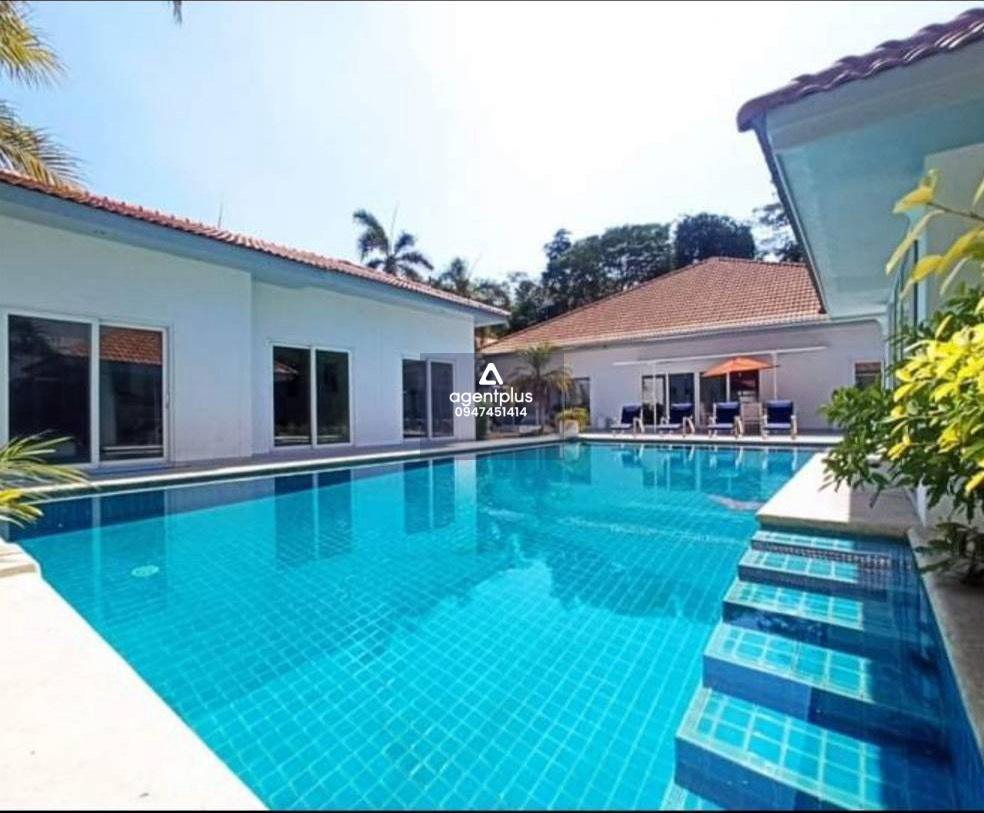 วิลล่าหลังใหญ่ ติดทะเล บนเขาพระตำหนัก Majestic Residence พัทยา