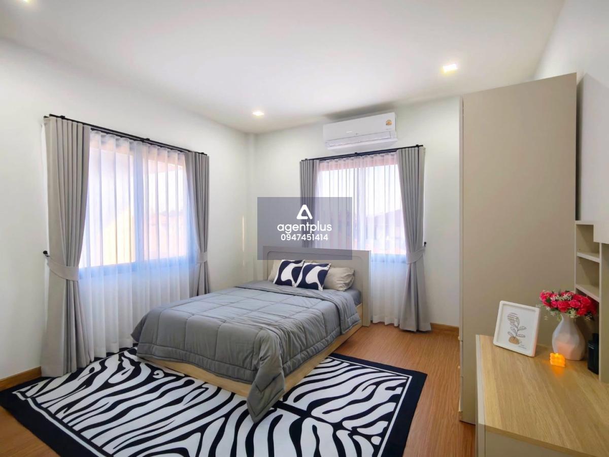 ขายและเช่า | บ้าน 2 ชั้น สไตล์โมเดิร์น โครงการ ถนนชัยพรวิถี บางละมุง มีผ่อนตรงกับเจ้าของได้ด้วย