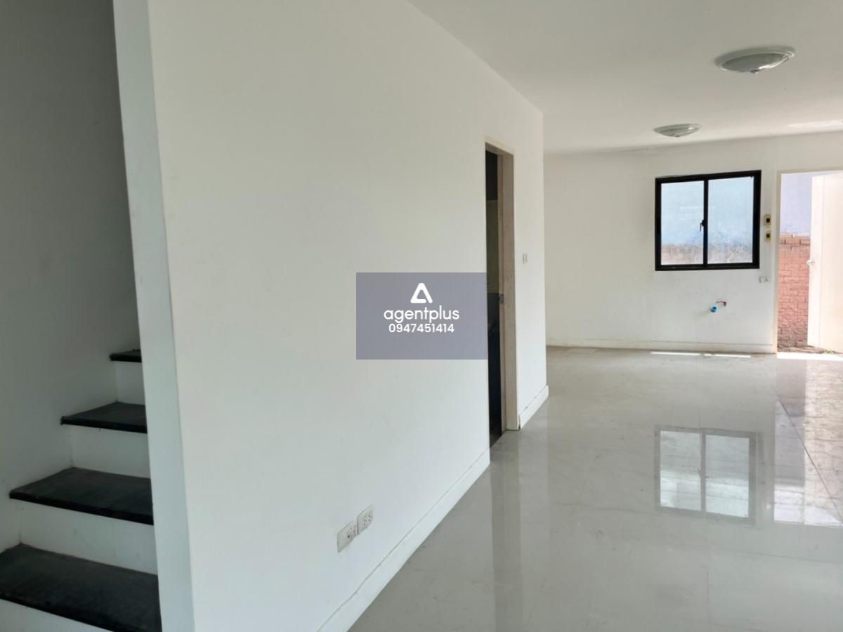 ทาวน์เฮ้าส์ โครงการเอโทล บาหลี บีช ฉะเชิงเทรา ทาวน์เฮ้าส์ 2 ชั้น ทำเลดีอยู่ติดเขตลาดกระบัง กรุงเทพฯ การคมนาคมสะดวก สาธารณูปโภคครบ