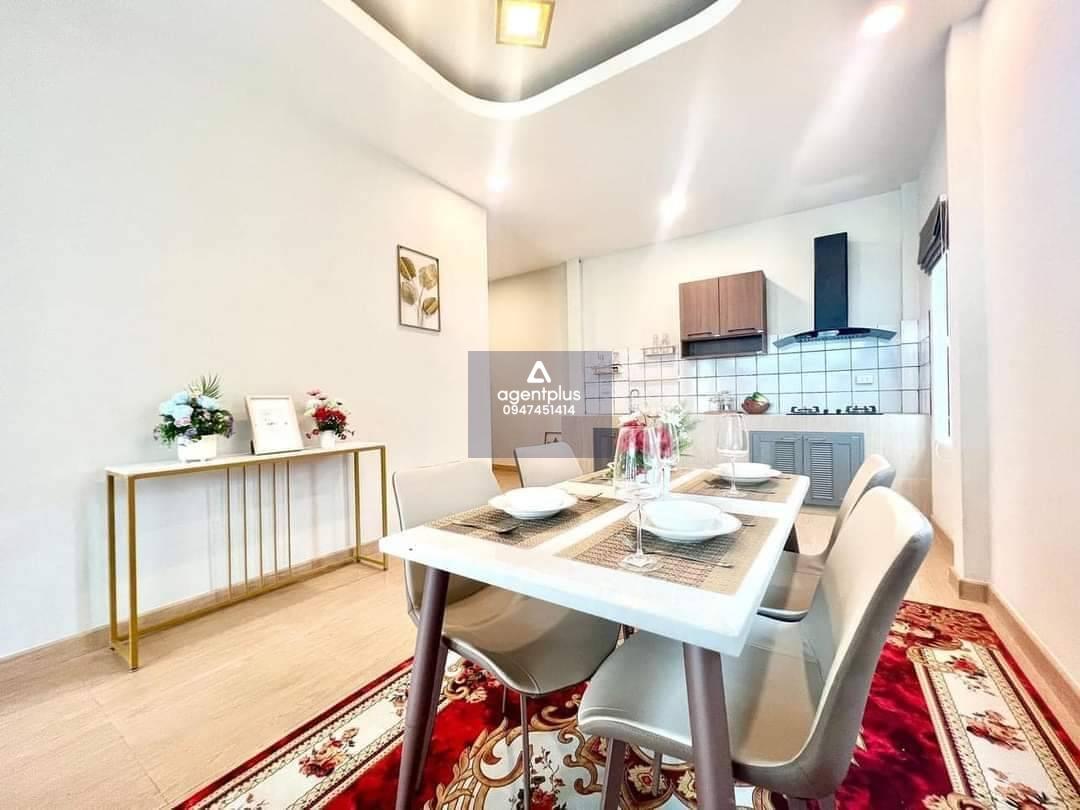 บ้านสวยราคาพิเศษ โป่ง ใกล้อ่างน้ำมาบประชัน เดินทาง10 นาที ถึงอ่าง เมืองพัทยา