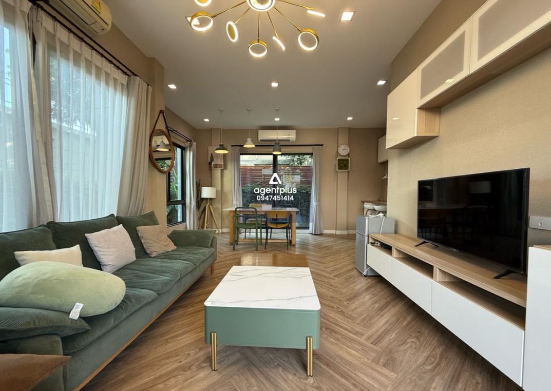 บ้านเดี่ยวพร้อมอยู่ บางกอก บูเลอวาร์ด ศรีนครินทร์ – บางนา ใกล้รถไฟฟ้า บรรยากาศเป็นส่วนตัว เหมาะสำหรับครอบครัว