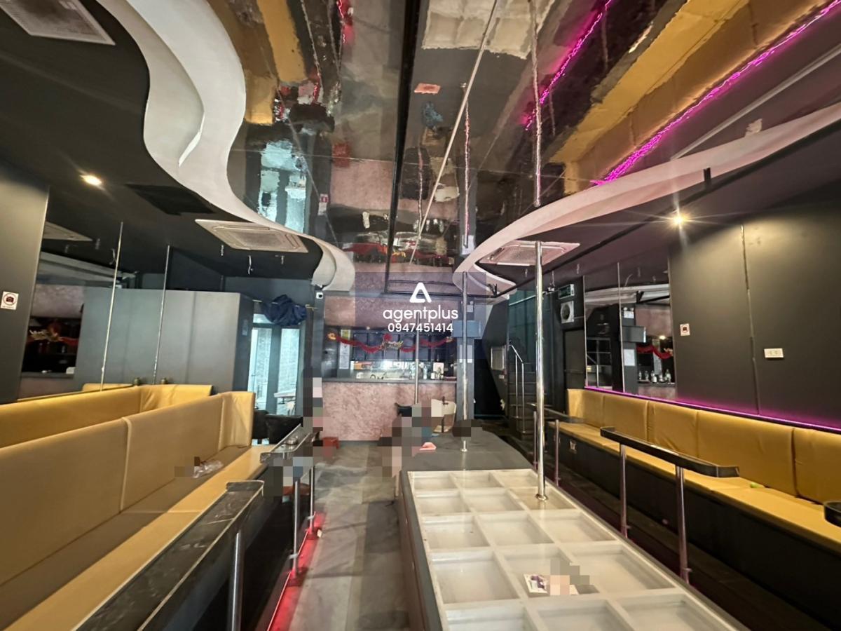 เซ๊งกิจการบาร์อโกโก้ 1คูหา 2ชั้นในถนน Walking Street