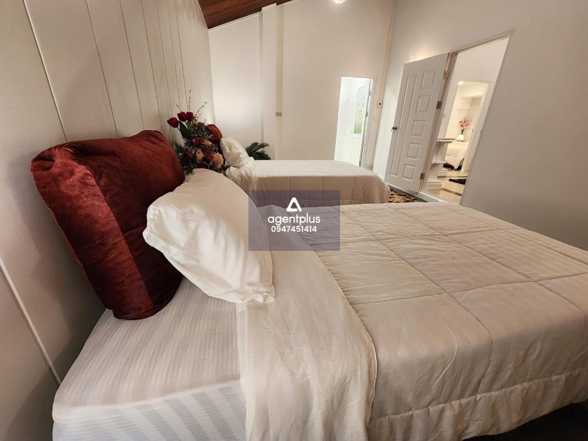 Beachfront Pool Villa Jomtien Pattaya 