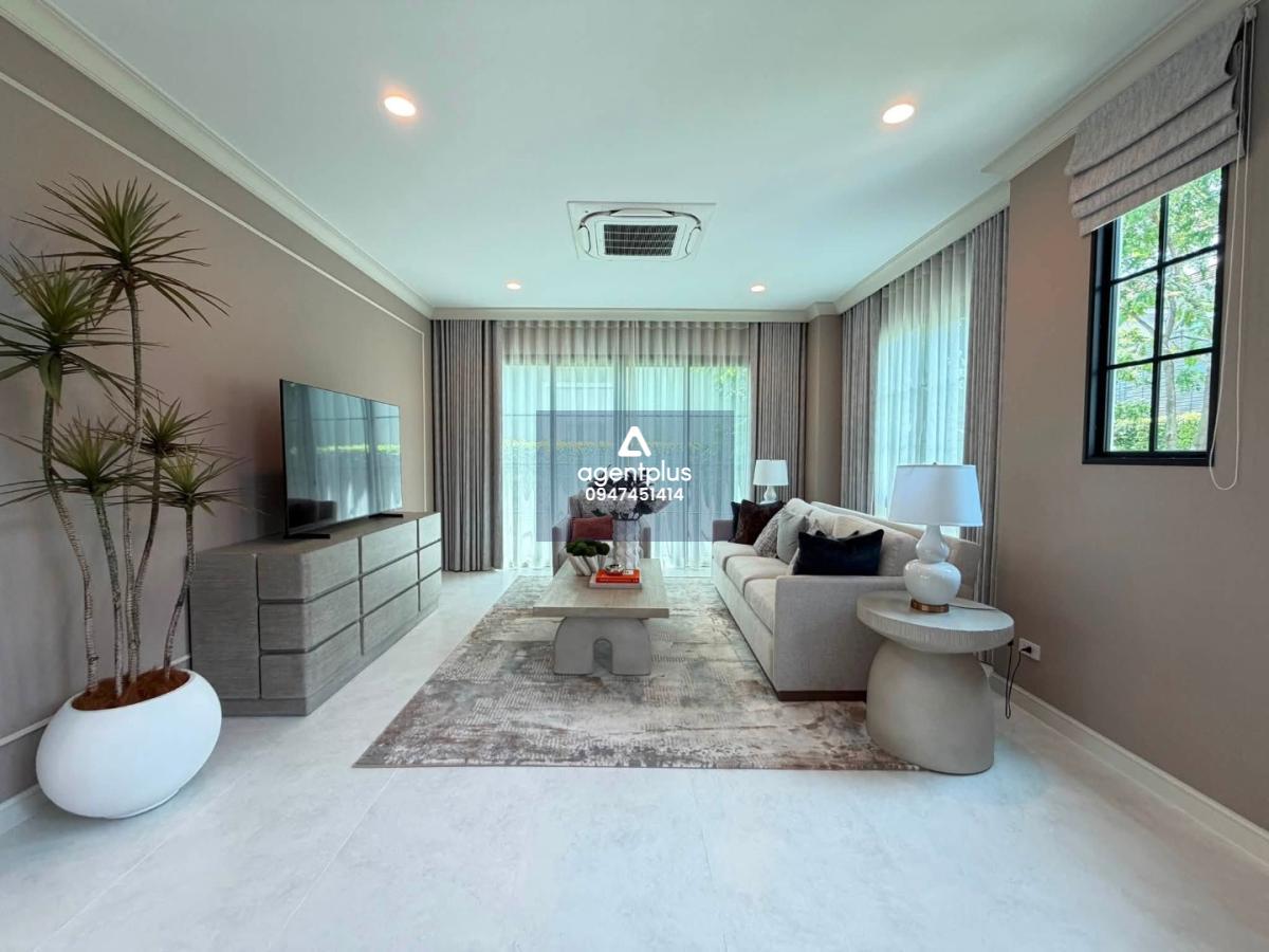 ให้เช่าบ้านเดี่ยวหรู 5 ห้องนอน โซนกรุงเทพกรีฑา พร้อมเข้าอยู่