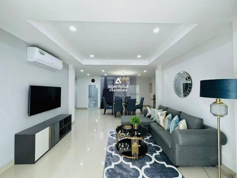  ให้เช่าบ้านเดี่ยว 4 ห้องนอน เขาตาโล พัทยา เฟอร์นิเจอร์ครบ พื้นที่กว้างขวาง เหมาะสำหรับครอบครัว