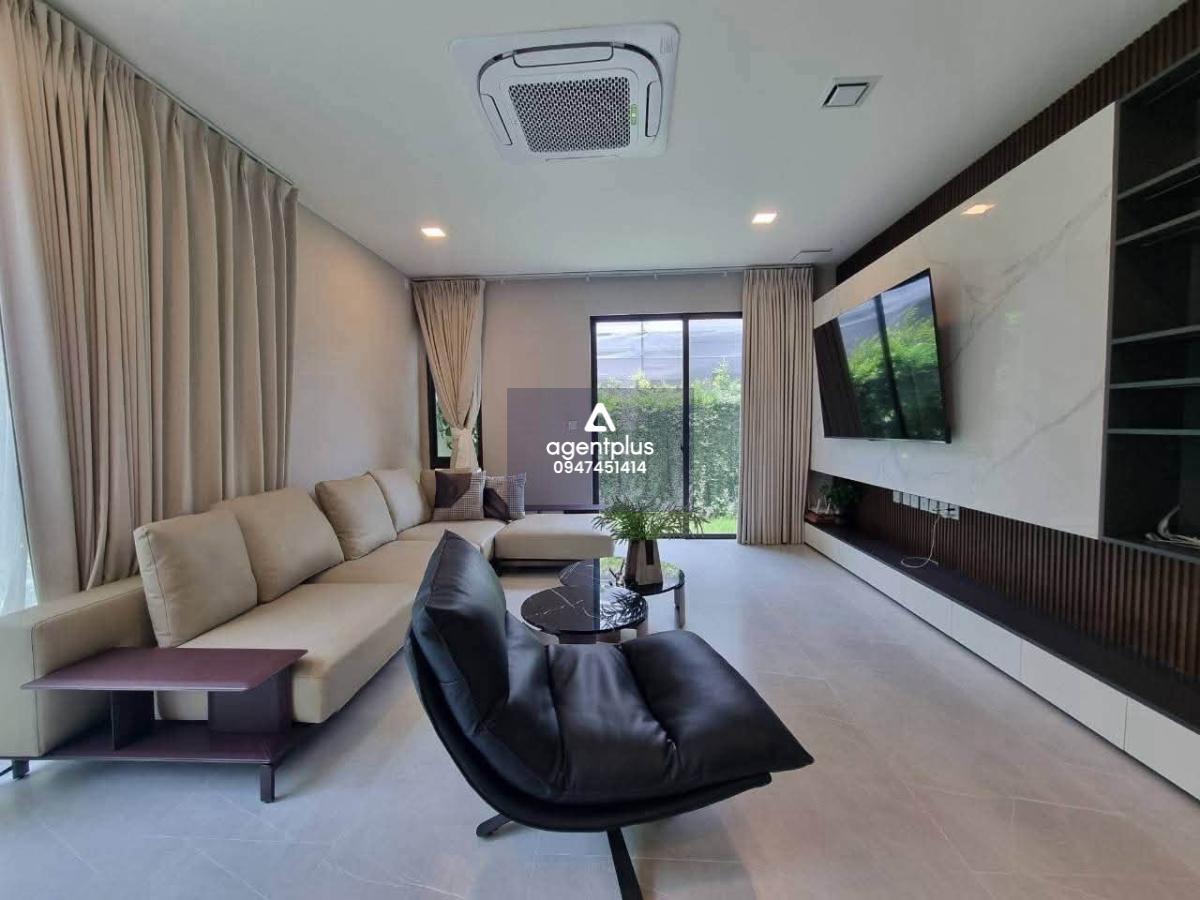 ให้เช่าบ้านเดี่ยว 4 ห้องนอน บางนา ใกล้ Mega Bangna–Central Village