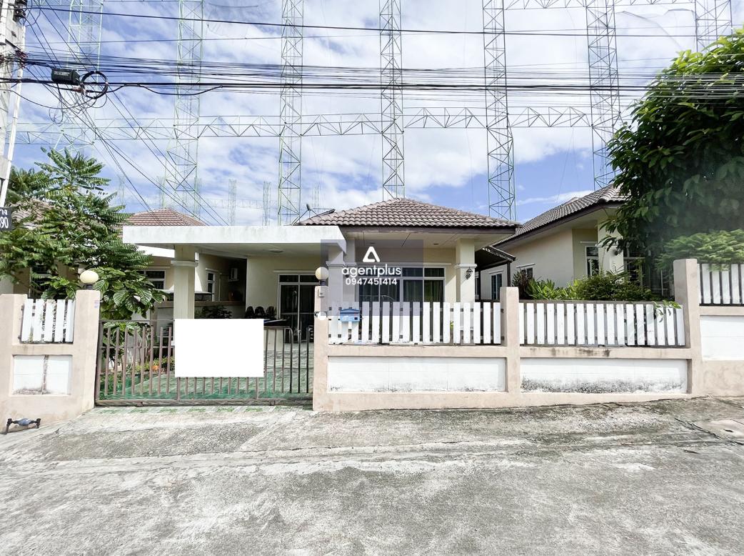 บ้านเดี่ยวชั้นเดียว ทำเลดีใกล้ถนนสายศรีราชา-หนองค้อ (ทล3241) แยกเข้าซอยชุมชนบ้านเขาน้อยประมาณ 1 กม โครงการพรนรินทร์ 2 ศรีราชา