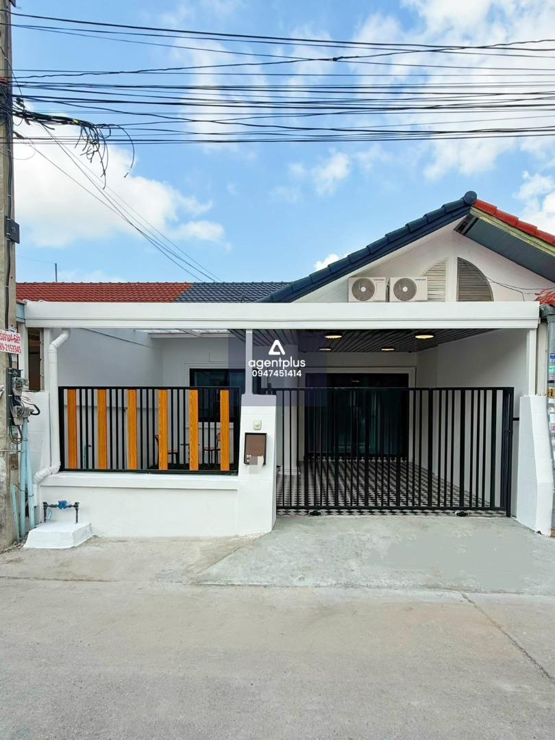 ขายบ้านทาวน์เฮาส์ 1ชั้น 2ห้องนอน ในหมู่บ้านเขาตาโล พัทยา