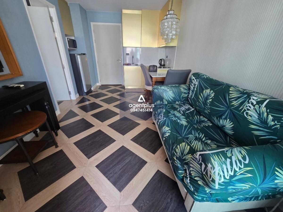 ให้เช่าคอนโดเอสปัญญ่า รีสอร์ท พัทยา จอมเทียน วิวสระว่ายน้ำ