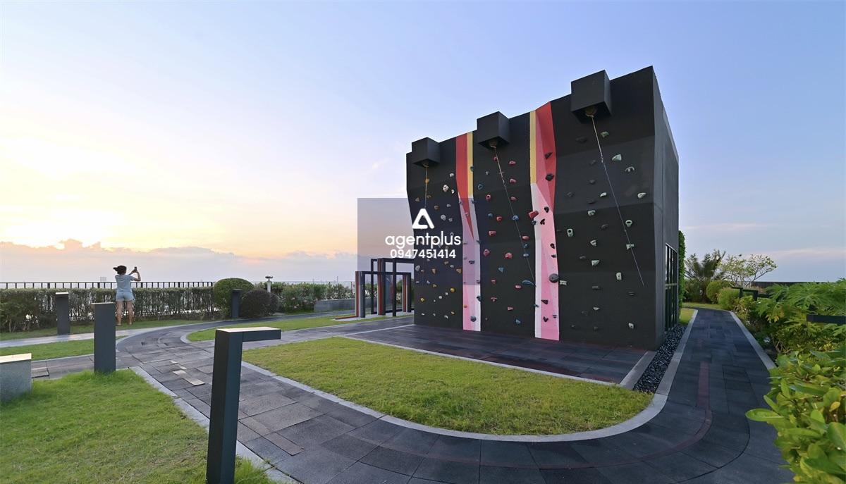 เดอะ ไลน์ สุขุมวิท 101 คอนโดให้เช่าวิวตึกสูง ติดBTS