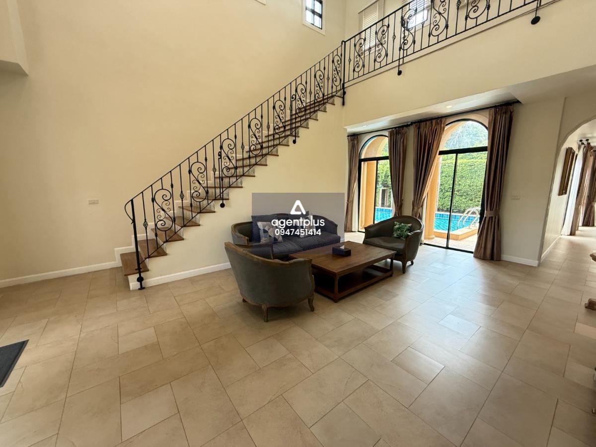 บ้านเดี่ยว 2 ชั้น พร้อมสระว่ายน้ำส่วนตัว | Nusa Chivani พัทยา ✨ บ้านสไตล์ Italian Tuscany บรรยากาศรีสอร์ท หรู อบอุ่น เป็นส่วนตัว