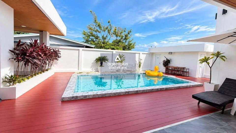 ให้เช่าพูลวิลล่า 4 ห้องนอน ทุ่งกลม-ตาลหมัน พัทยา  สระส่วนตัว ทำ Pool Villa รายวันได้