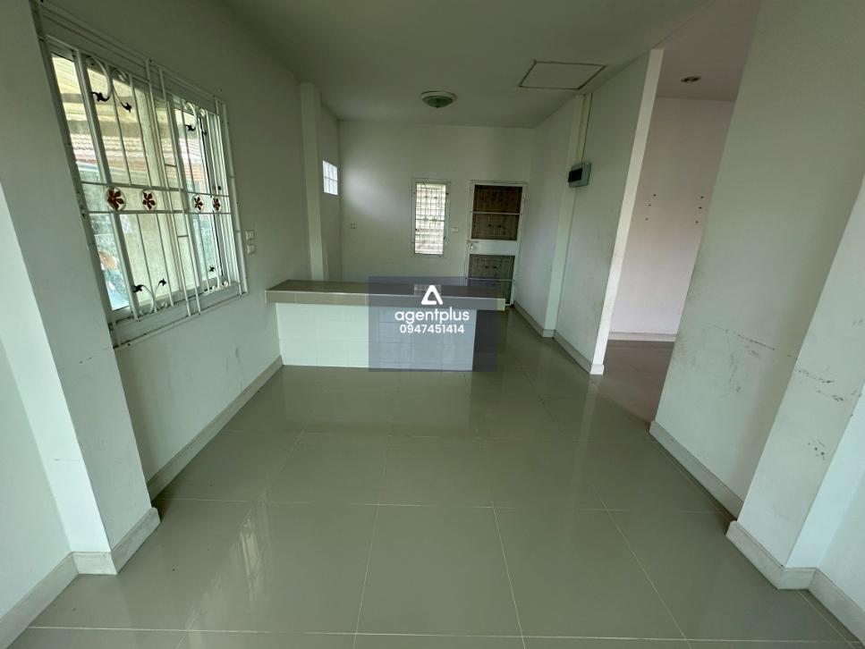 โครงการโอโซนวิลล่า บ้านเดี่ยวชั้นเดียว ภายในกว้างขวาง ทำเลใกล้ถนนสายหลักสุขุมวิท (ทล.3) 1.3 กม. การคมนาคมสะดวก สาธารณูปโภคพื้นฐานครบ