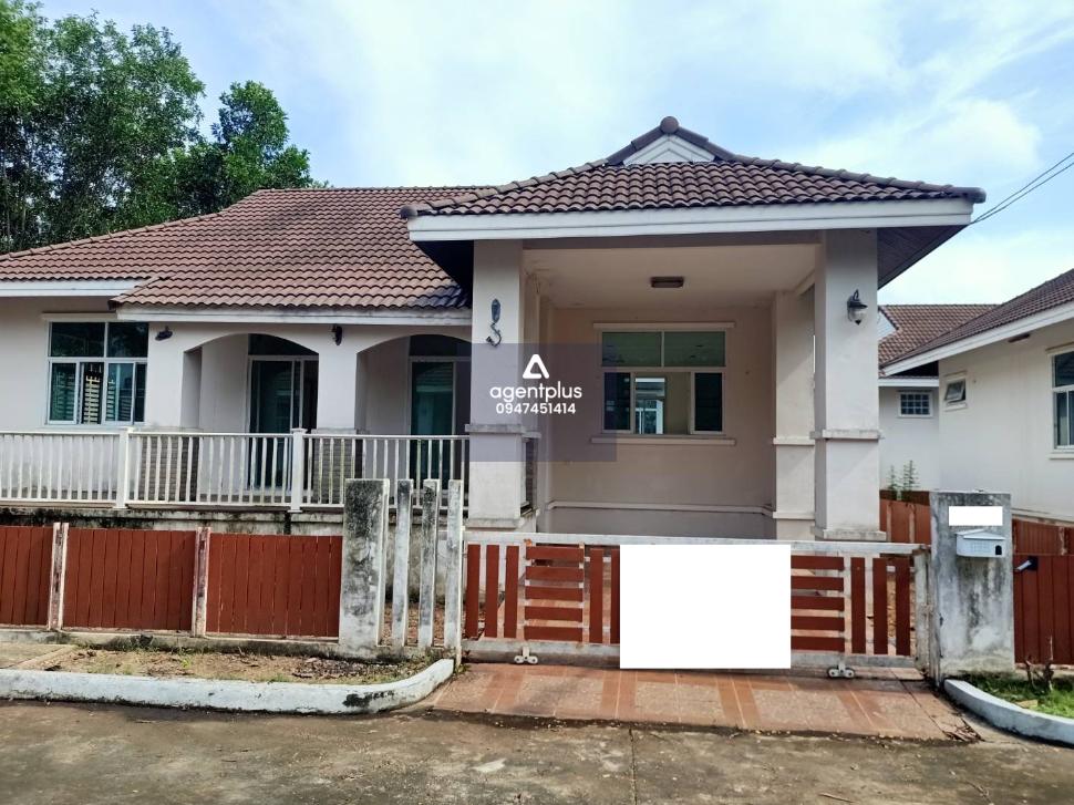 บ้านเดี่ยว โครงการสวนสน พารากอน กรีน รีสอร์ท ทำเลดี ติดถนนวโนภาส ใกล้หาดสวนสนเพียง 550 เมตร การคมนาคมสะดวก อยู่ในย่านชุมชน