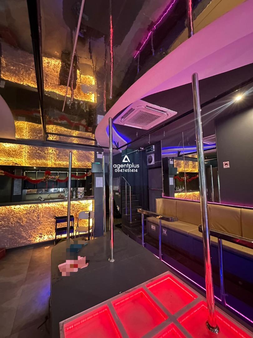 เซ๊งกิจการบาร์อโกโก้ 1คูหา 2ชั้นในถนน Walking Street