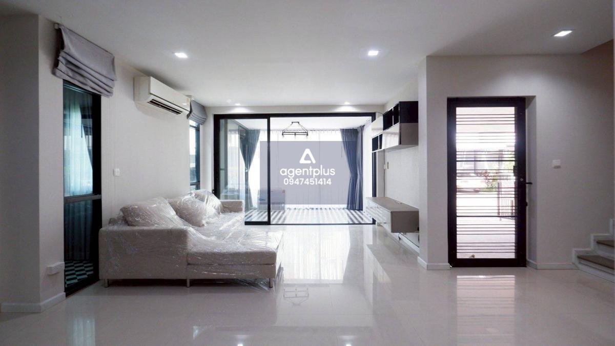 ขายบ้านแฝดพร้อมผู้เช่า ชีวารมย์ รังสิต-ดอนเมือง กรุงเทพฯ รีโนเวทใหม่