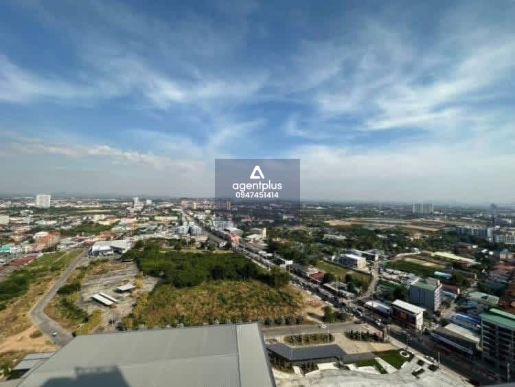 ขายคอนโดวิวเมือง ชั้นสูง Supalai Mare พัทยา ใกล้หาดจอมเทียน พร้อมผู้เช่า