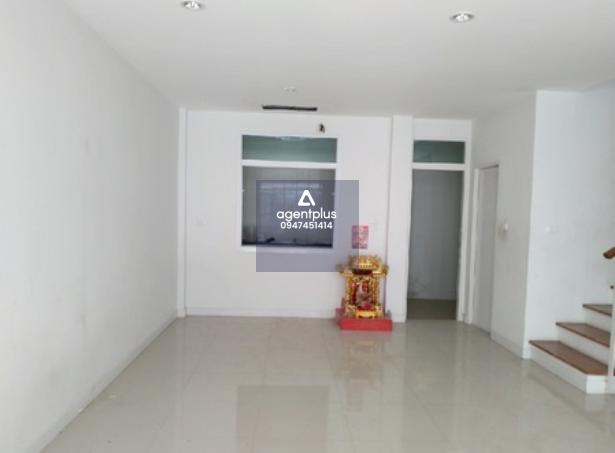 ขาย ทาวน์เฮ้าส์ โครงการ เดอะมิราเคิล(สาทร-กัลปพฤกษ์)