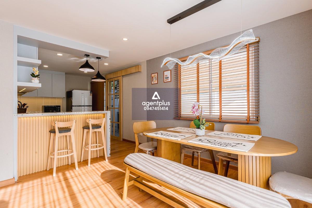 ขายบ้าน 2 ชั้น Minimal Cozy Style พร้อมสระว่ายน้ำ – จอมเทียน