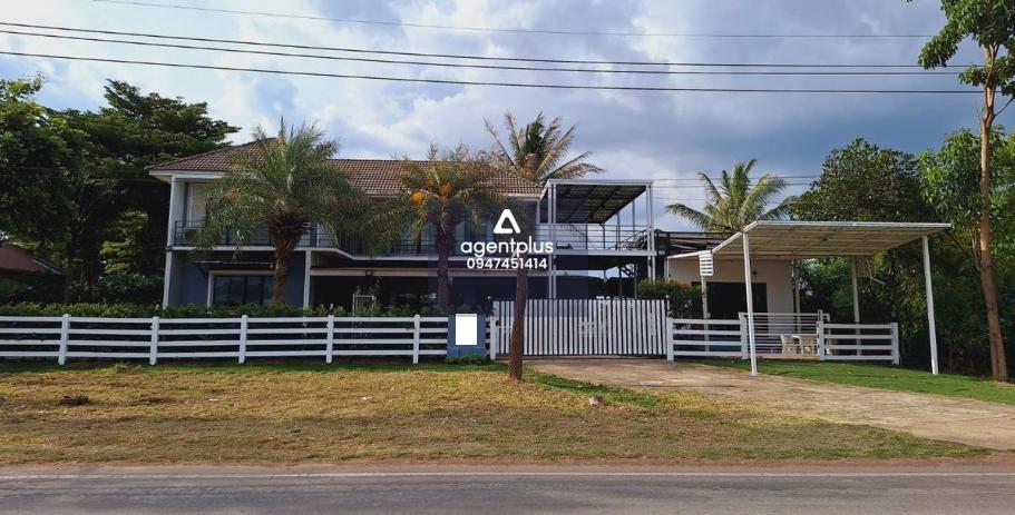 ขาย บ้านสวยหลังใหญ่พร้อมอยู่อาศัย รวมที่ดินขนาด 1 ไร่ ติดถนนใหญ่ ใกล้เขาใหญ่-วังน้ำเขียว