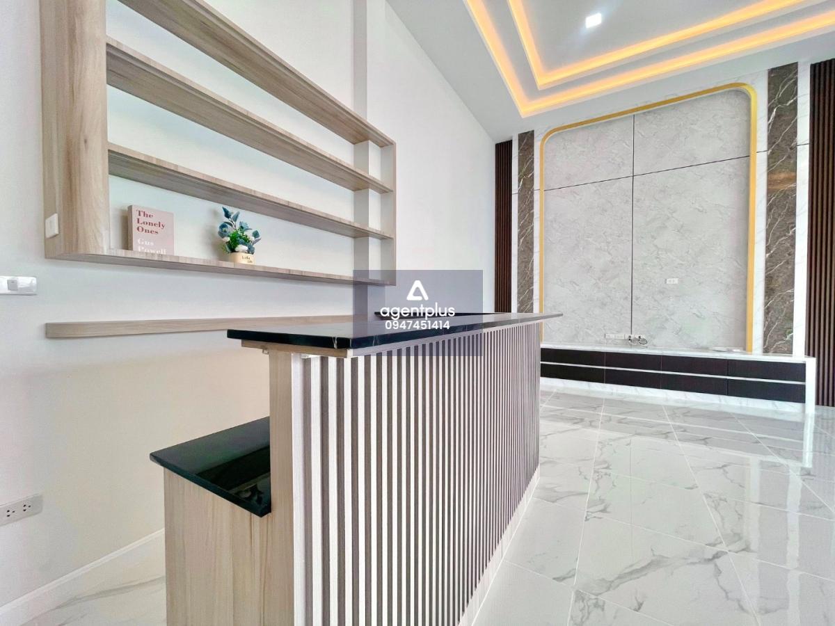 ขาย Luxury Pool Villa บ้านเดี่ยว 2 ชั้น ดีไซน์โมเดิร์น ฟังก์ชันครบ อยู่เองก็หรู ลงทุนก็ปัง