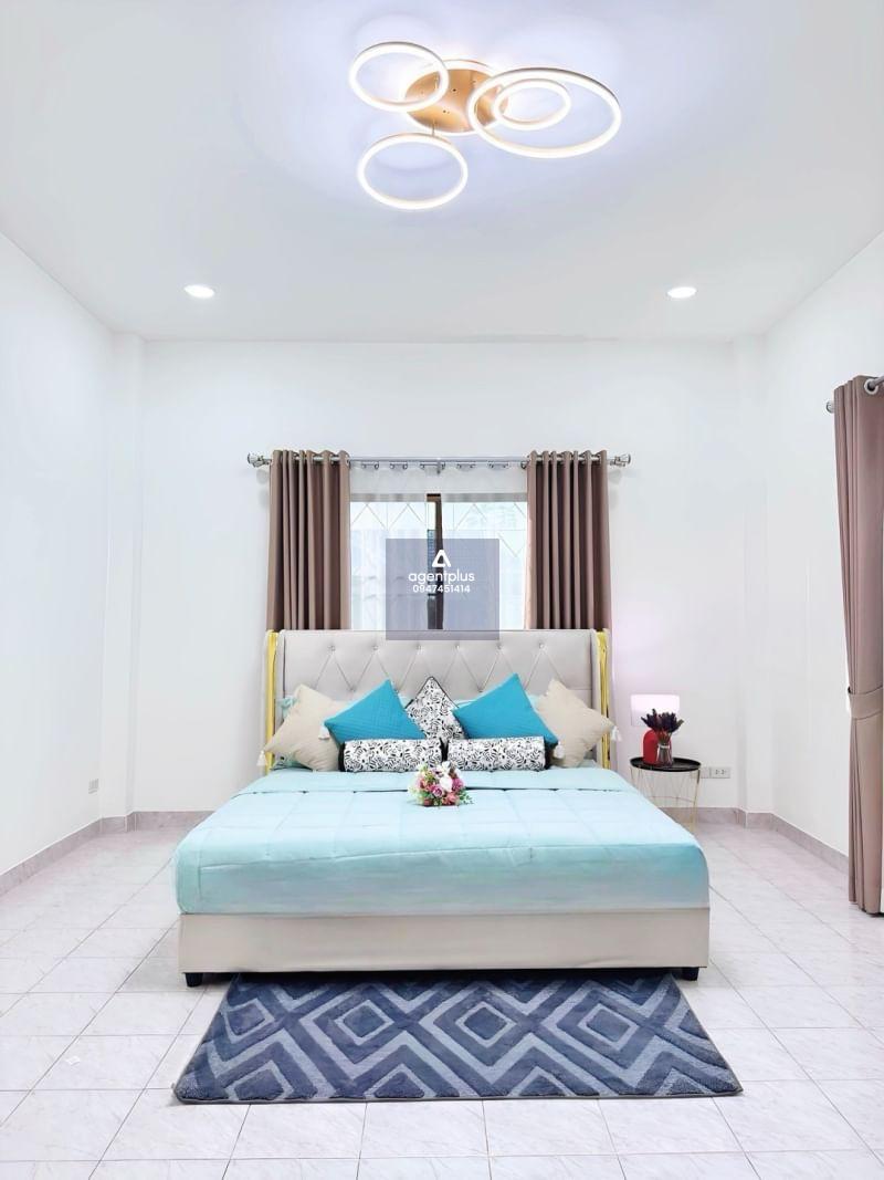 ขาย บ้านเดี่ยวเพิ่งรีโนเวทใหม่ 2 ห้องนอน 2 ห้องน้ำ เนินพลับหวาน พัทยา 