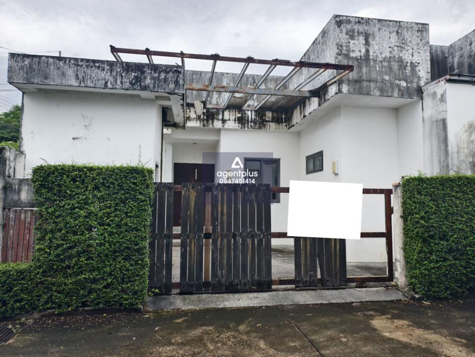 อาคารวิลล่า โครงการซีสโตน พูลวิลล่า ทำเลดี มีระบบการรักษาความปลอดภัยภายในโครงการ การเดินทางคมนาคมสะดวก สาธารณูปโภคครบ