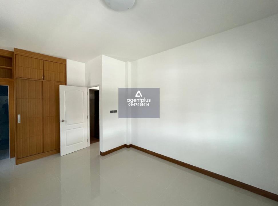 บ้านเดี่ยว โครงการกฤตพร เมืองระยอง ถนนเสม็ดแดง-หัวหญ้าคา การคมนาคมสะดวก สาธารณูปโภคครบครัน ใกล้แหล่งชุมชน