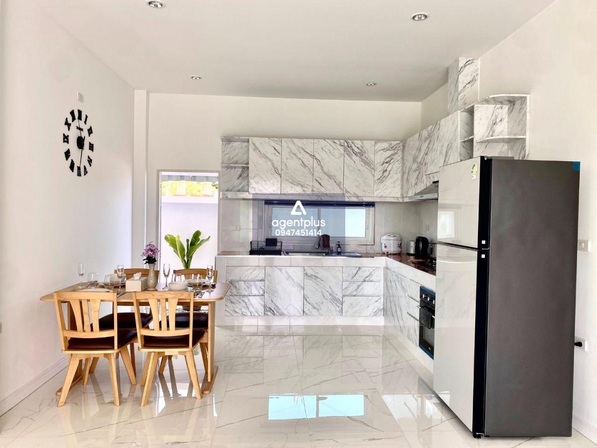 ขาย Pool Villa โซนโป่ง – มาบประชัน พร้อมสระว่ายน้ำและดาดฟ้า ทำเลใกล้อ่างมาบประชัน