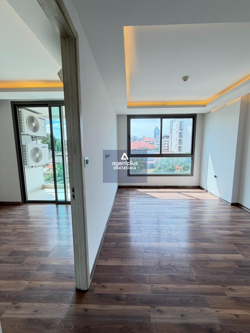 ขายThe Peak Towers | Pratumnak Hill, Pattaya วิวเมือง ทำเลดี
