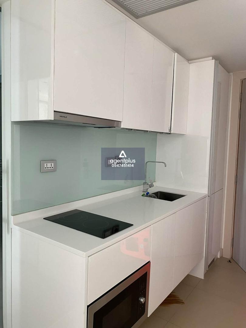 ขายคอนโด 1 ห้องนอน พัทยา พระตำหนัก วิวทะเล  ห้องขนาดใหญ่ ใกล้ชายหาด