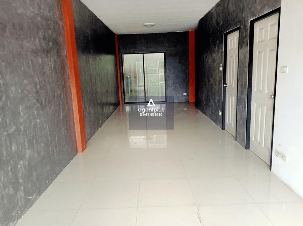 โครงการศุภลักษณ์ พาร์ควิลล์ ทาวน์เฮ้าส์ชั้นเดียว ทำเลที่ตั้งอยู่ในแหล่งชุมชน สาธารณูปโภคพื้นฐานครบ การคมนาคมสะดวก