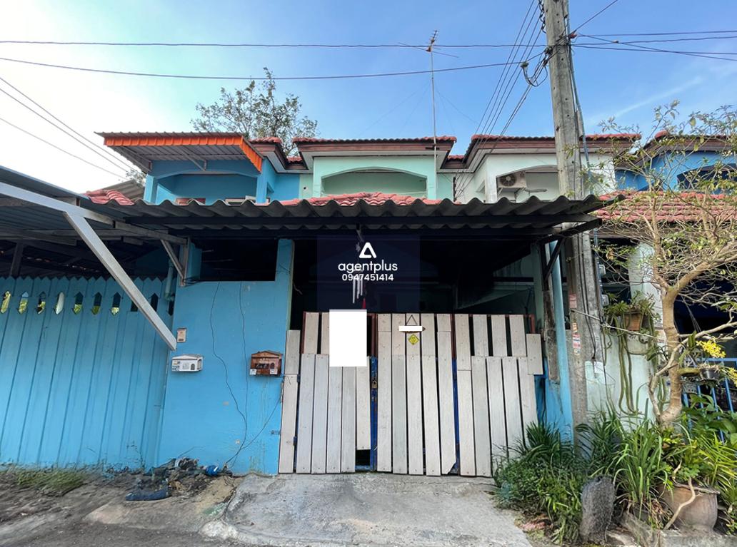 ทาวน์เฮ้าส์ 2 ชั้น ทำเลดี การคมนาคมสะดวก ติดถนนศุขประยูร สาธารณูปโภคพร้อม สุขใจวิลล่า 1