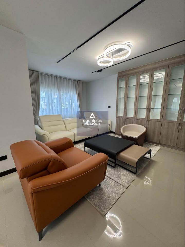 ขายพูลวิลล่าหรู พัทยา พร้อมสระว่ายน้ำส่วนตัว