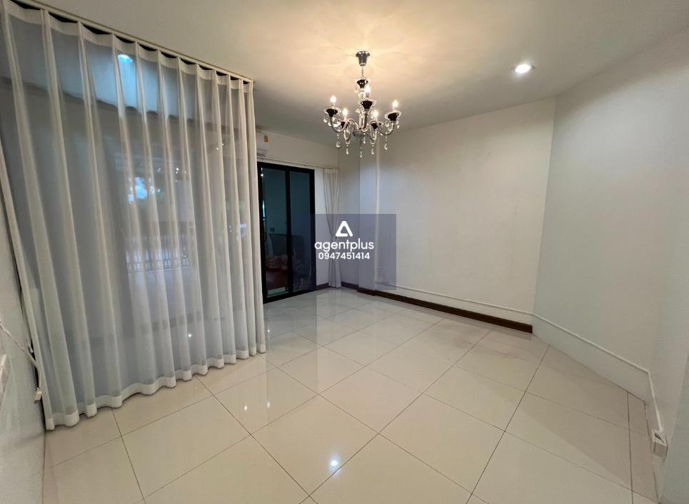 ให้เช่า Home office 3 ชั้น บางนากม.5 ติดถนนในซอยวัดคลองปลัดเปรียง ทะลุถนนบางนาตราดและศรีนครินทร์