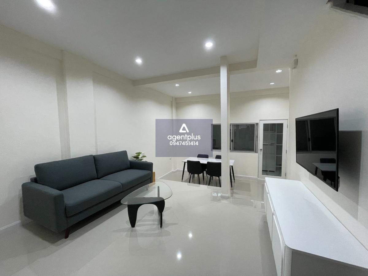ให้เช่า ทาวน์โฮม 4 ชั้น รีโนเวทใหม่ หมู่บ้าน Queenplace สุขุมวิท 101/1 ใกล้ BTS ปุณณวิถี เดินทางสะดวก พร้อมอยู่